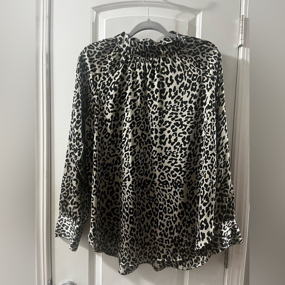Loft M Animal Print Polyester Silky Shirt - Picture 1 of 4
